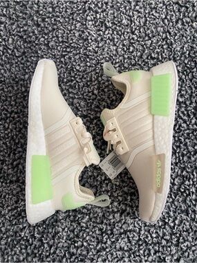 Women’s Adidas Sneakers, NMD R1, Size 6.5, NWT